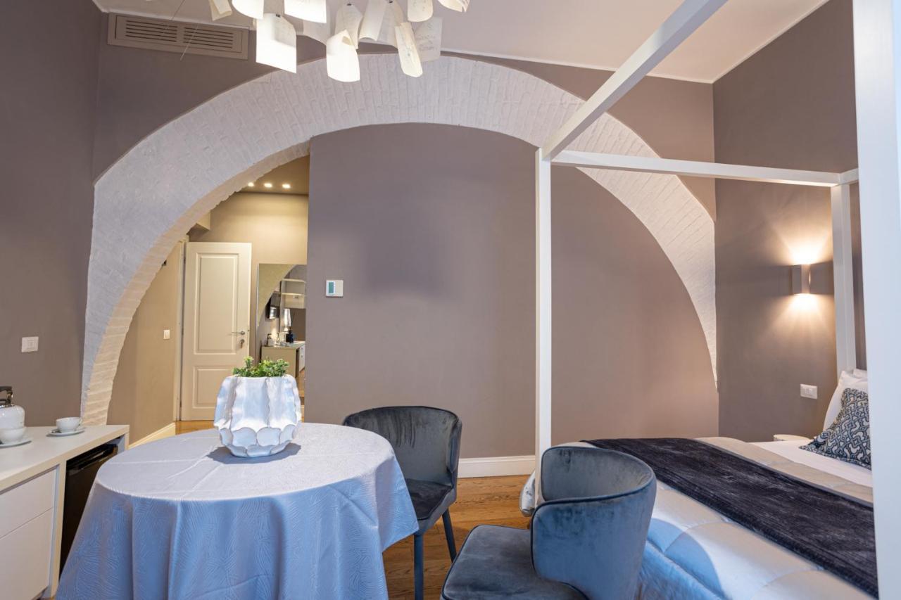 Cardilli Luxury Rooms Rome Bagian luar foto
