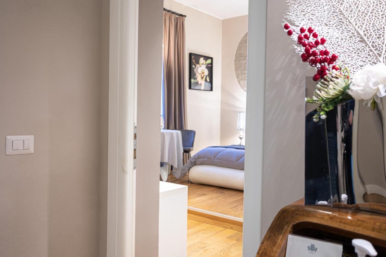Cardilli Luxury Rooms Rome Bagian luar foto