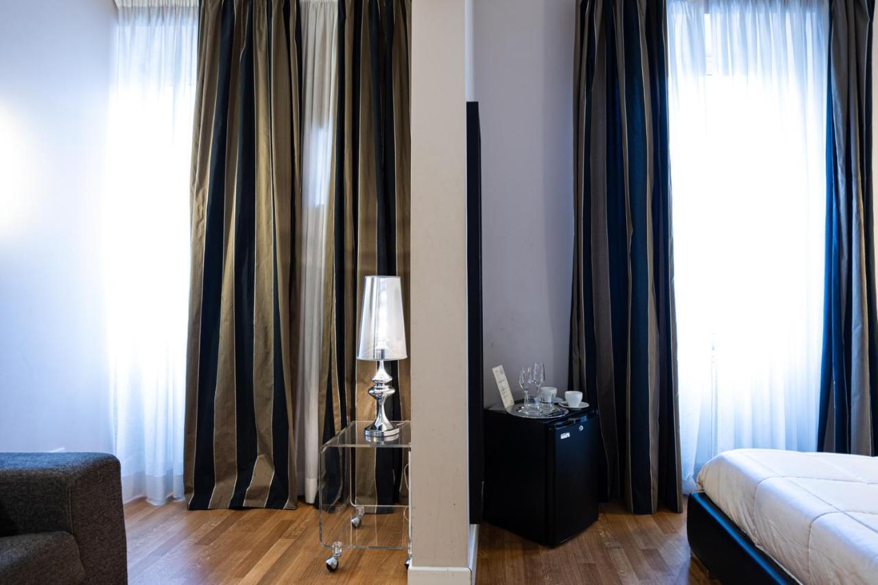 Cardilli Luxury Rooms Rome Bagian luar foto
