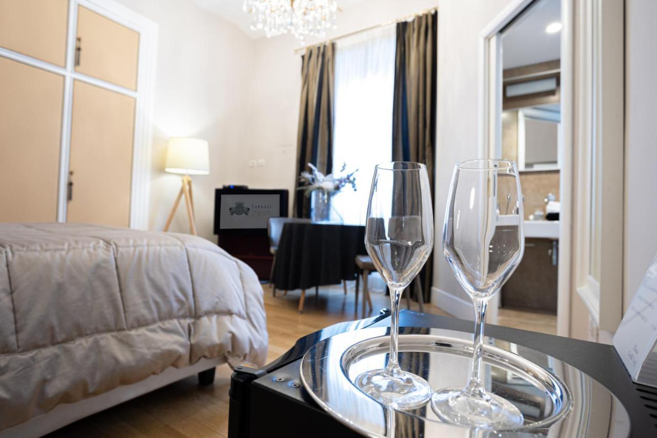 Cardilli Luxury Rooms Rome Bagian luar foto