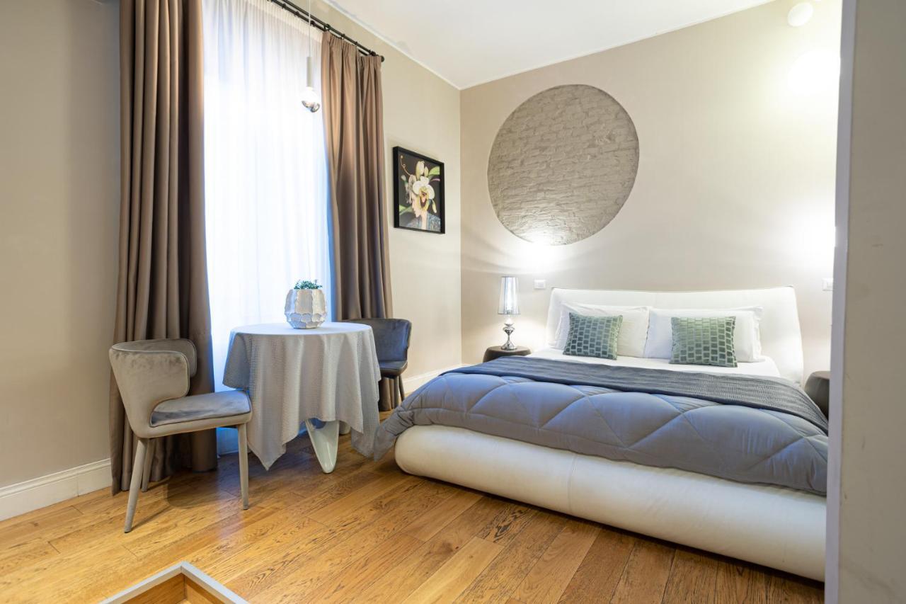 Cardilli Luxury Rooms Rome Bagian luar foto