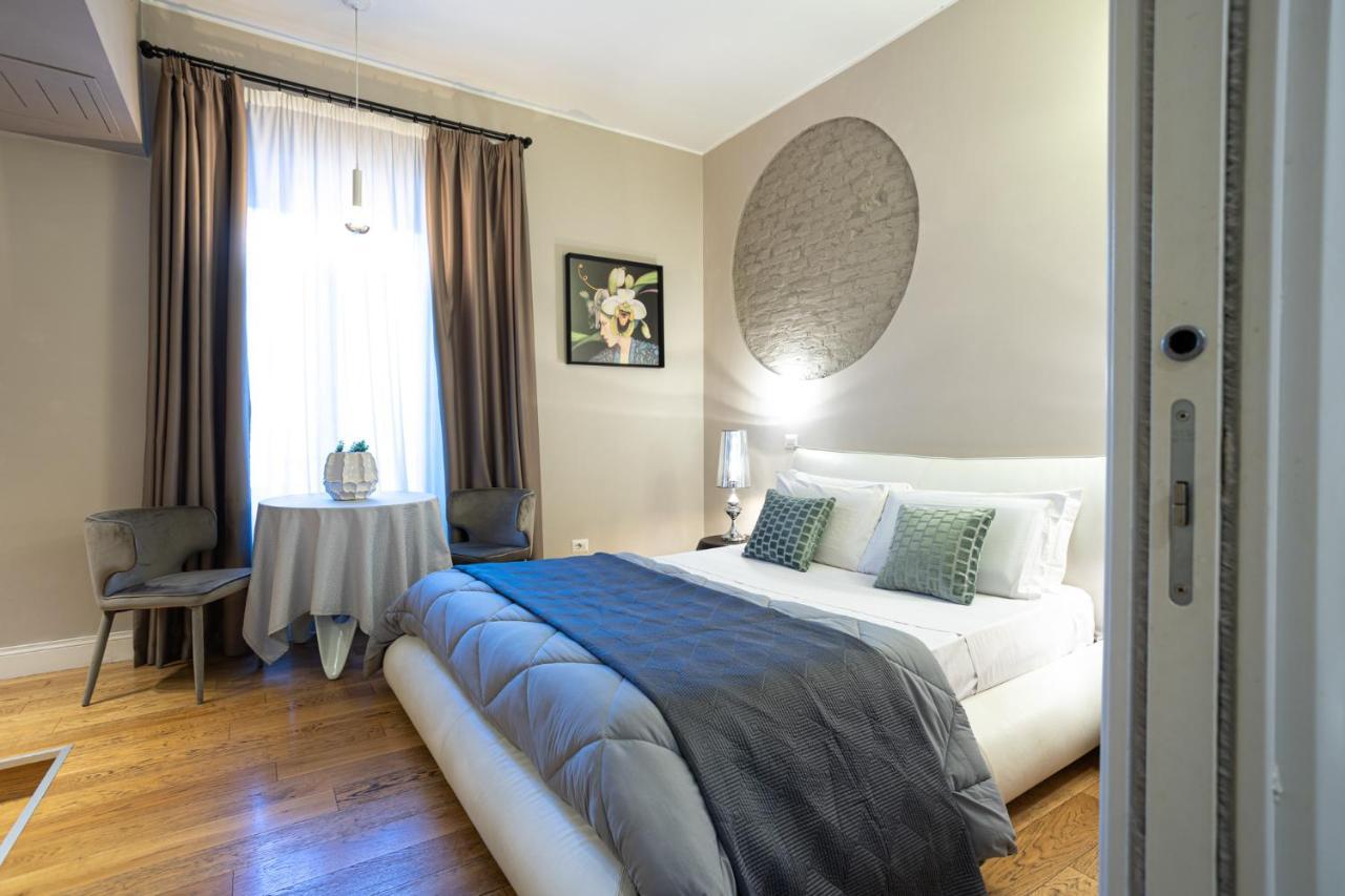 Cardilli Luxury Rooms Rome Bagian luar foto